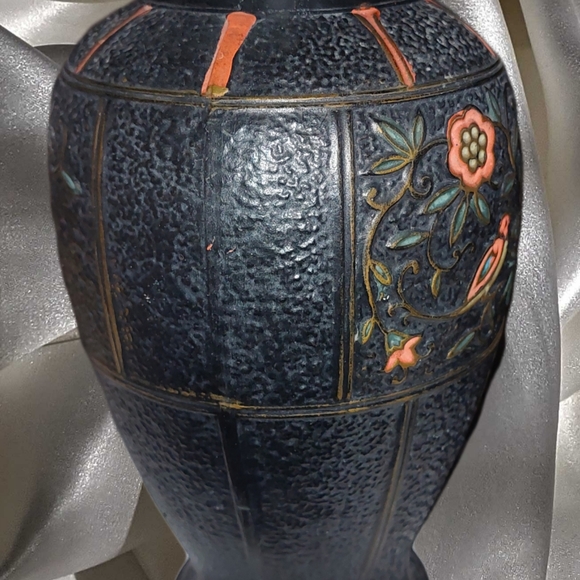 Vintage from the 1920sDescriptionThis is a beautiful Tokanabe vase - Picture 2 of 7